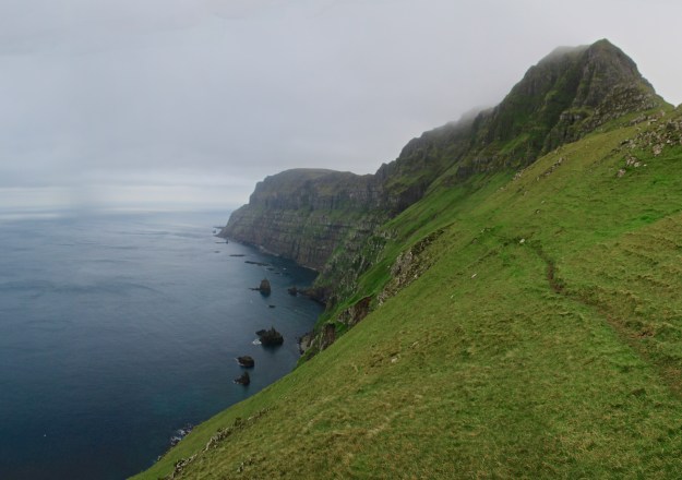 The sea-cliff view from Røðin.