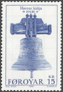 The bell in Tórshavn Cathedral was taken from the wreck of the Norske Løve.